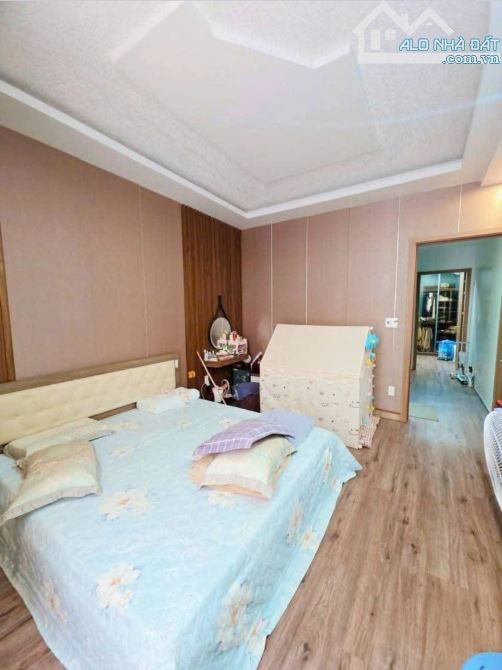 Bán nhà Đình Đông, Hàng Kênh, Lê Chân, Hải Phòng. 5 tầng, 42m2, 3,15 tỷ. Ngang 4m, ngõ 2m, - 3