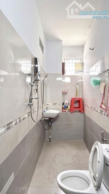 BÁN NHÀ 4 TẦNG ĐƯỜNG SỐ 10 P.BHHB 5X18 HẺM XE HƠI THÔNG CHÍNH CHỦ GIÁ 6,4TỶ TL - 3