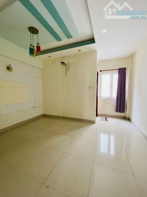 Bán nhà 4 tầng BTCT, 81m2, hẻm 8m ô tô ngủ trong nhà, Emart Phan Huy Ích, Gò Vấp, 6 tỷ 5 + - 3