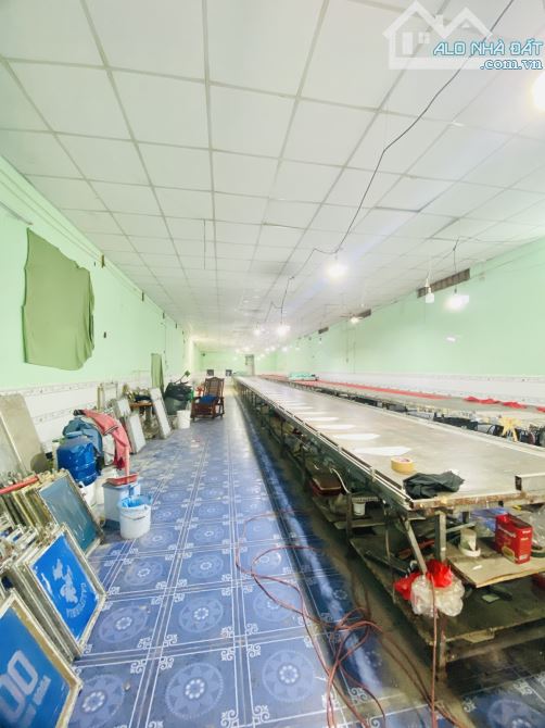 Tân Thới Hiệp Quận 12 - Cấp 4 218m2 ngang 7,3m - HXT hẻm thông - Chỉ 8,6 tỷ - 3