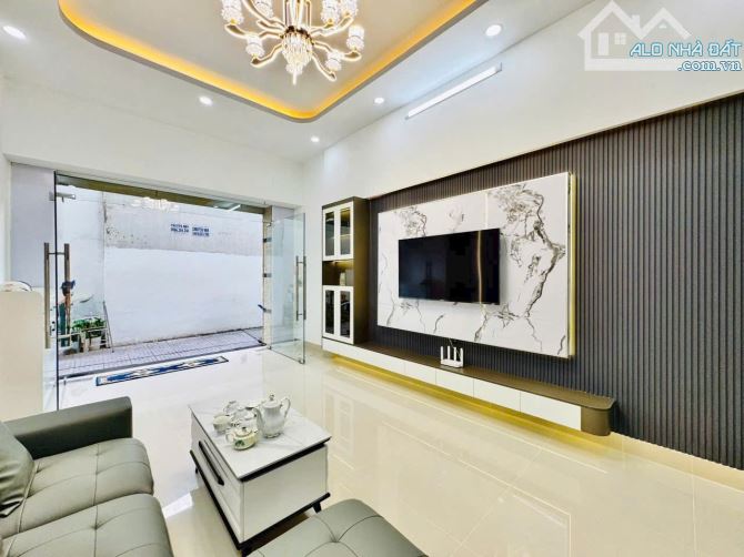 Hẻm xe tải đậu cửa - vị trí đẹp ngay sau căn mặt tiền,khu đồng bộ toàn nhà cao tầng - 3