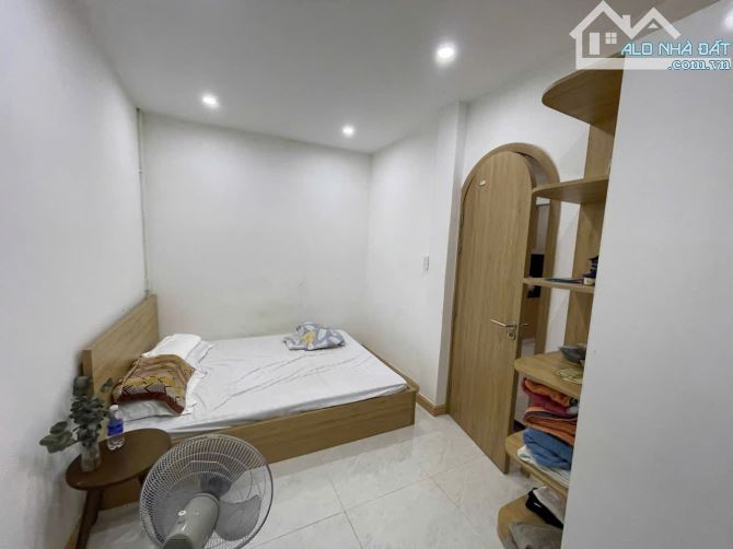 📌📌📌LÀM VIỆC TRỰC TIẾP GIÁ TỐT !!!  nhà 2 tầng sau lưng mặt tiền ông ích khiêm - 3