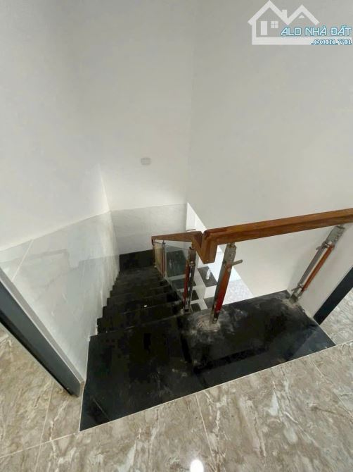 Nhà mặt tiền Lê Thị Đảo, xã Tân Thạnh Đông dt 147m2 1 lửng 2pn 2wc giá 3,2 tỷ - 3