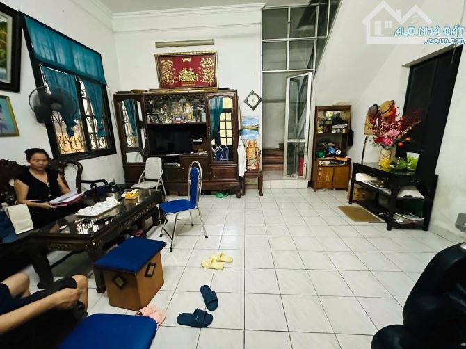 Tô Ngọc Vân, DT 101M2x4T, MT 6.7M, giá 57.5 tỷ Ô TÔ ĐỖ CỬA- VÀI BƯỚC RA HỒ TÂY - 3