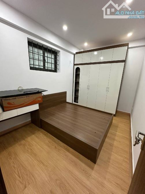 Bán chung cư - Hoàng Mai - 2 ngủ - hơn 3 tỉ có thương lượng - 3