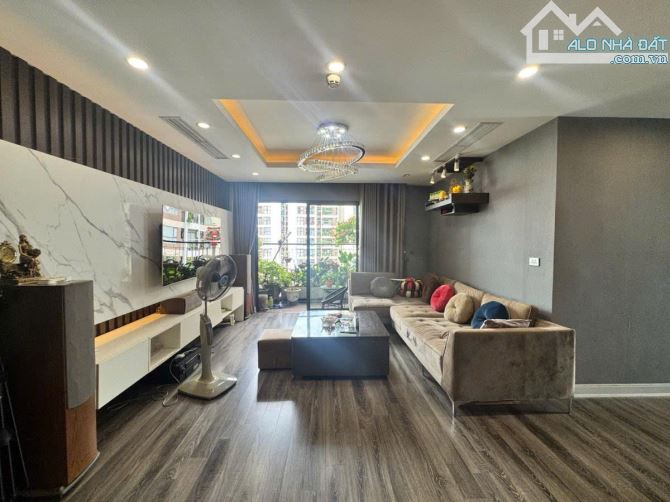 Cực sốc, bán nhà Cổ Nhuế, 100m2 giá quá hời, QH ổn định, thoáng, cách phố 20m - 3