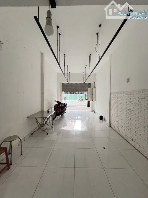 Nguyễn Trãi quận 5 43/49m2 4 tầng giá chỉ 32 tỷ - 3