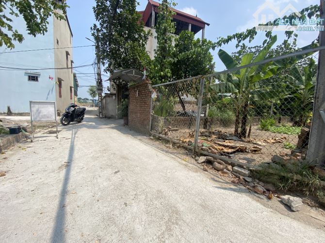 SÁT BÌA LÀNG VIỆT HÙNG, ĐÔNG ANH 70m2, ĐƯỜNG THÔNG, Ô TÔ 16 CHỖ VÀO NHÀ chỉ hơn 5 tỷ - 4