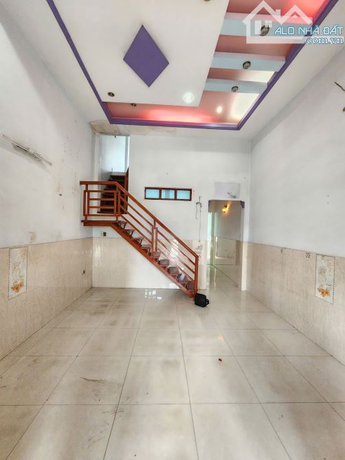 3,45Tỷ TL🔥Bán nhà cấp 4 gác lửng (4x14m) Mặt Tiền đường Cao Bá Quát, p.Dĩ An, Tp.Dĩ An - 4