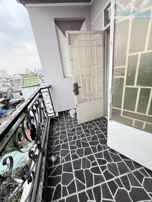🏠 BAO ĐẦU TƯ, HXH, DIỆN TÍCHLỚN, NHÀ MỚI, P.10. QUẬN TÂN BÌNH 100M2, GIÁ 8 T.Ỏ.I. - 4