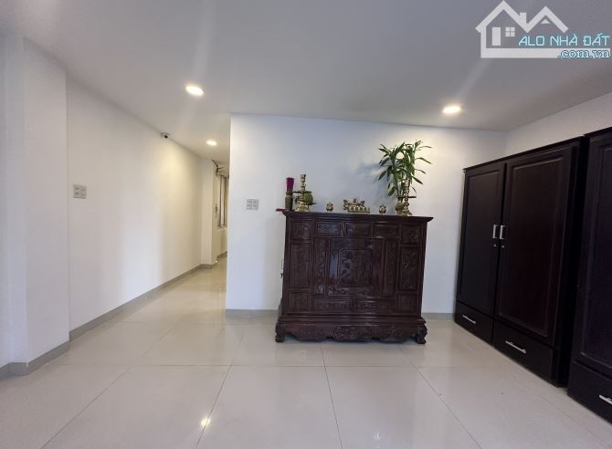 BÁN NHÀ 6 TẦNG 1 TUM CÓ THANG MÁY - KHU PHỐ HÀN, GẦN BIỂN VÀ THÁP TRẦM HƯƠNG NHA TRANG - 7