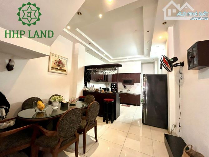 Cho thuê nhà 1 trệt 2 lầu full nội thất gần bệnh viện Shingmark, Long Bình Tân - 4