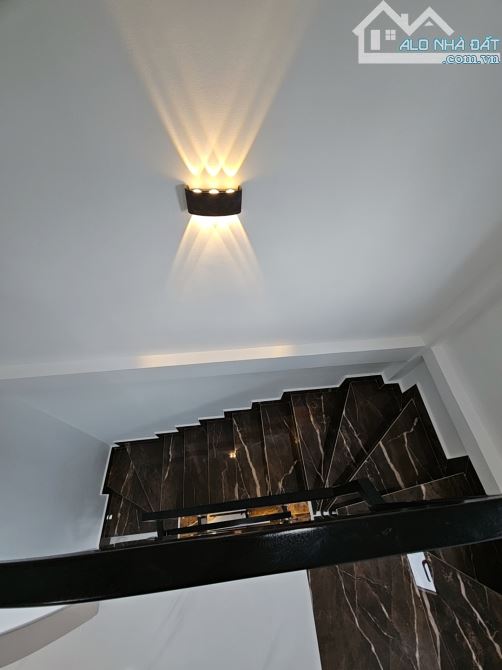 NHÀ MỚI  NGANG 3 DÀI 10 4T  CÓ 4 TỎI Q4 Sát mặt tiền - 19
