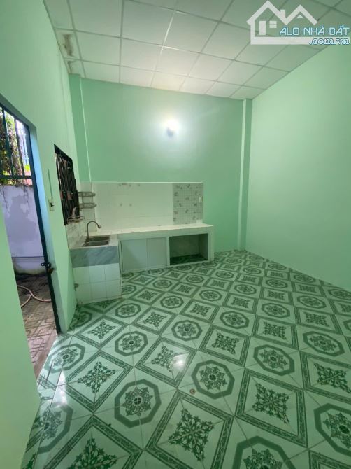 Bán nhà mặt tiền 5x28m sổ riêng thổ cư gần chợ KP4 Trảng Dài giá 4,05 tỷ - 4