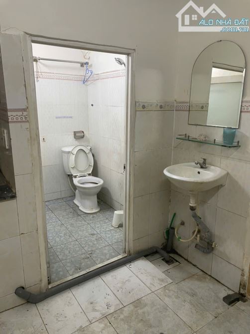 Cho thuê nhà Đặng Thuỳ Trâm, P.13, 4x20m, 1 trệt, 1 lửng, 13tr, TL - 4