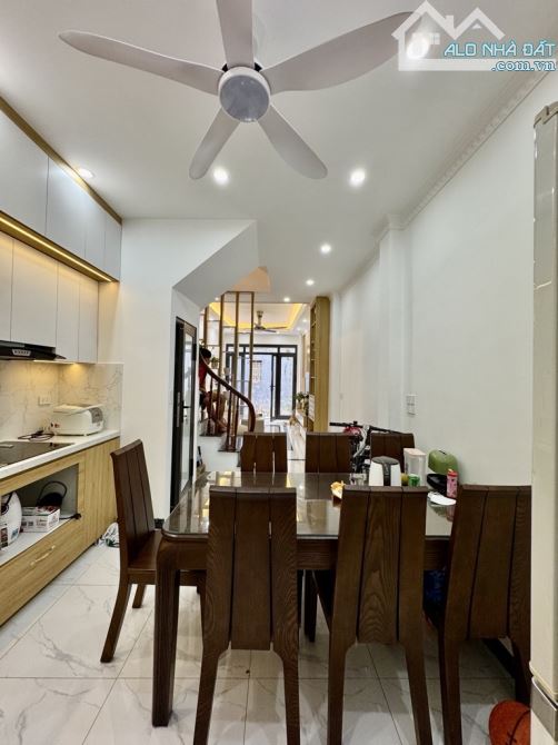Bán nhà Thanh Đàm 35m 5tầng ô tô đỗ cửa giá 6.2 tỷ - 4