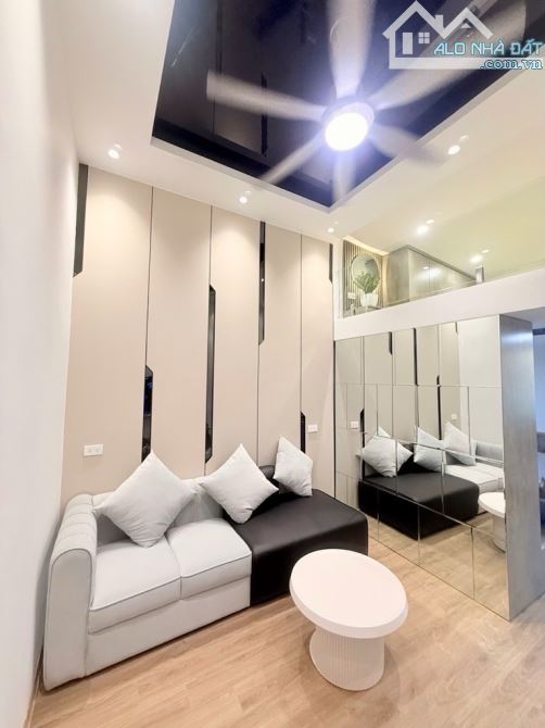 Bán căn tập thể nhà máy thuốc lá 133 Nguyễn Trãi, đối diện  Royal City, căn hộ 2 ngủ - 4
