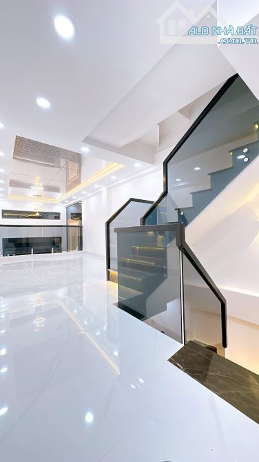 NHÀ MỚI 100% Q4 KÈO THƠM KHU DÂN CƯ HIỆN HỮU KHÔNG LO GIẢI TOẢ ĐƯỜNG TÔN THẤT THUYẾT - 4