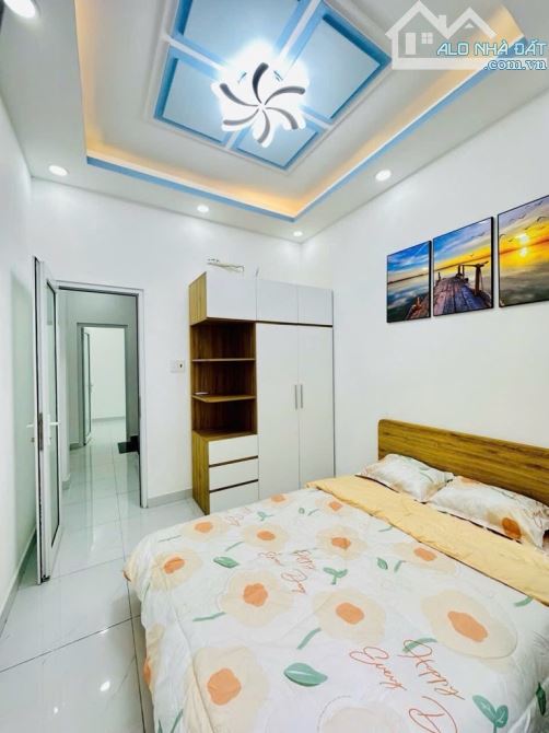 Bán nhà 4 tầng đẹp lung linh, 4PN-3WC, 26m² (3.2x8), hẻm 4m, gần Aeon Tân Phú, hơn 2 tỷ - 4