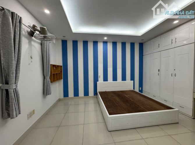 NHÀ 4 TẦNG 5X12 KHU PHAN XÍCH LONG CHỈ 9,X TỶ - 4