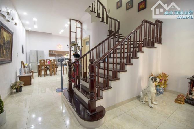 Nguyên Hồng – 76m², nhà phân lô, vỉa hè rộng – giá 18 tỷ - 4