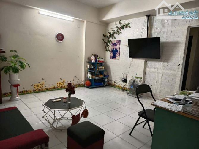 - Bán căn hộ chung cư BQP Bùi Xương Trạch, Định Công, Siêu đẹp, 68.6m2, 5.7 tỷ - 4