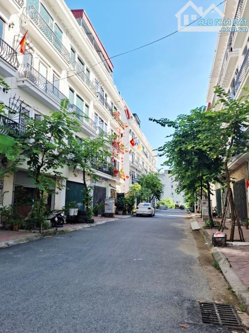 Ngõ 2 ô tô tránh, phân lô Phùng Khoang, vỉa hè, kinh doanh, ô tô vào nhà, DT 40tr/th - 4