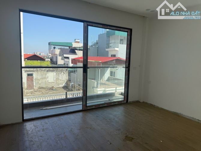 BÁN NHÀ NGUYỄN VĂN LINH – LONG BIÊN - 52M² x 7 TẦNG – GIÁ 12.8 TỶ - 4