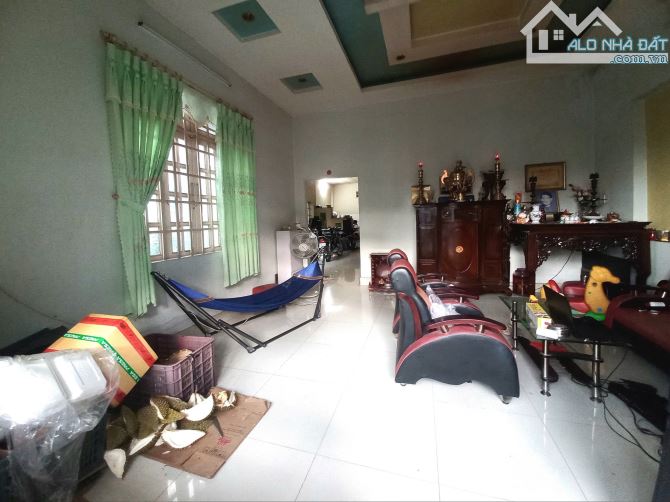 NP779. BÁN NHÀ 150m2 MẶT TIỀN ĐƯỜNG DƯƠNG BẠCH MAI :  Diện tích : 150m2, nhà cấp 4 rộng rã - 4
