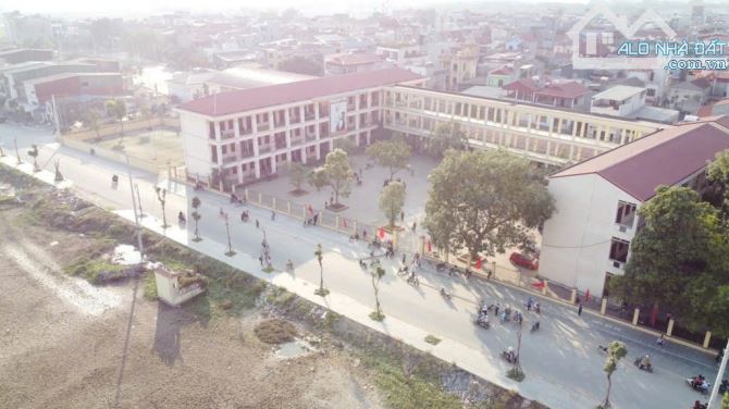 ĐẤT ĐẸP XÃ THƯ LÂM -HÀ NỘI-ĐƯỜNG THÔNG ô tô VÀO ĐẤT  +Diện tích 100m2  MT 5m cạnh chợ - 4