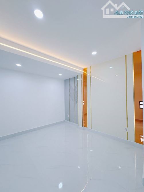 Nhà mới, sổ mới 4 tầng, hẻm 1 sẹc, gần Tôn đản – 4,68 tỉ. - 4