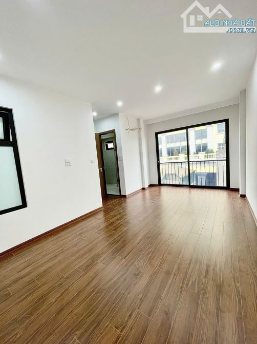 BÁN NHÀ NGÕ 30 CÁT LINH, ĐỐNG ĐA 7 TẦNG THANG MÁY, XÂY MỚI 44m2 MT 5m 16,5 tỷ. - 4