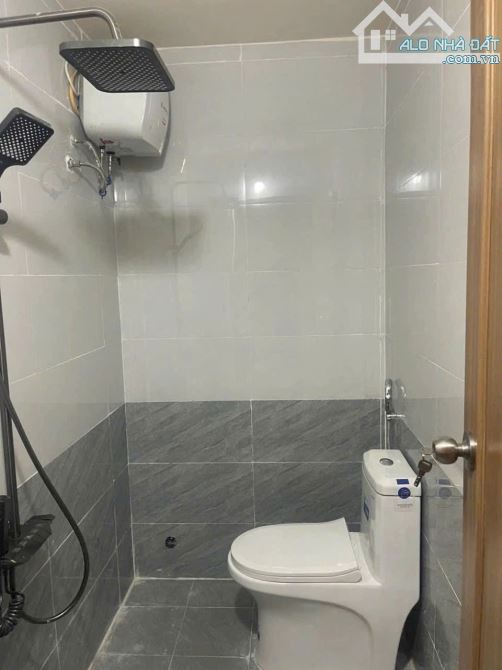 💥🏡CHO THUÊ NHÀ 2 TẦNG 3PN MẶT TIỀN HOÀNG XUÂN NHỊ - 4