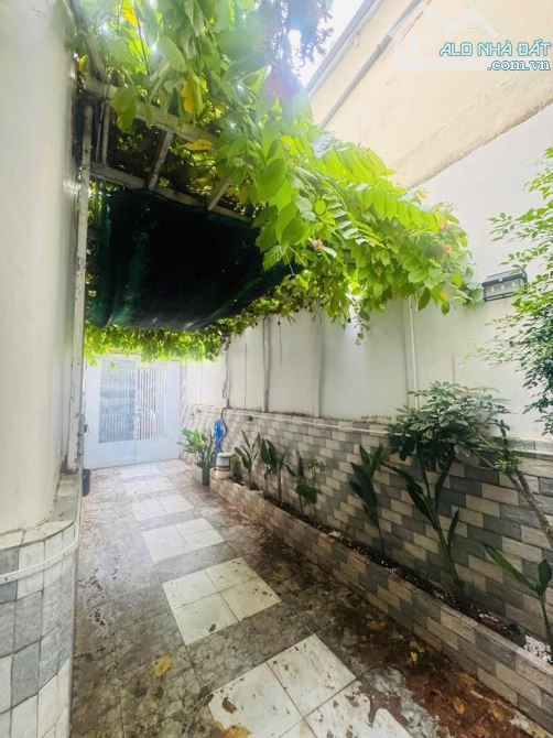 Villa Phố Cho Thuê Trung Tâm TP.HCM Đg Tô Hiến Thành Quận 10 - 4