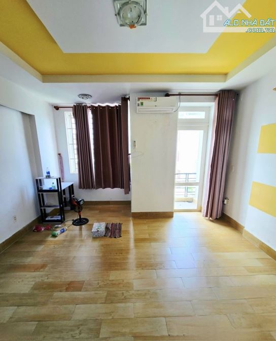 BÁN NHÀ Q2: 3 TẦNG, HOÀN CÔNG ĐỦ, ĐƯỜNG Ô TÔ, GẦN BỆNH VIỆN LÊ VĂN THỊNH - CHỈ 7,2 TỶ - 4