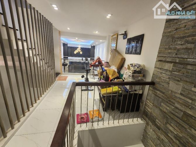 97.7m2 - Giá 14.5 tỷ - Mặt tiền HXH 9 Trần Trọng Cung khu Nam Long, Q7 - 4