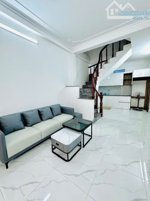 NHÀ ĐẸP 10M THẲNG TẮP RA ĐƯỜNG Ô TÔ TRÁNH KINH DOANH TẤP NẬP - CHỦ MỚI CHỈ VIỆC ĐẾN Ở NGAY - 5