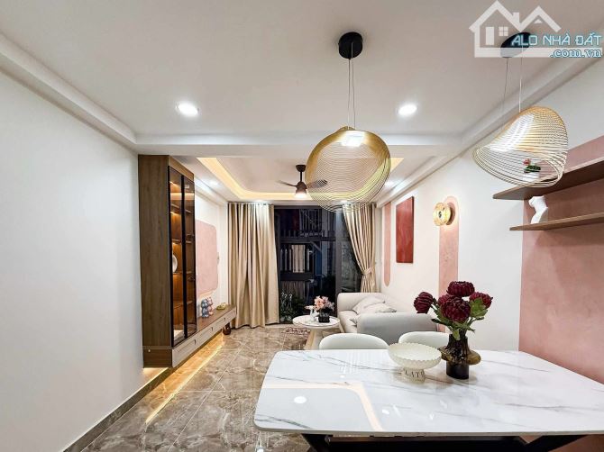 BÁN NHÀ PHAN TÂY HỒ - KHU VIP PHAN XÍCH LONG -  NHÀ ĐẸP GIA CHỦ LÀ KIẾN TRÚC SƯ • 46M² - 5