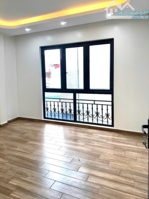 Bán nhà 3 tầng xây mới ngay ngã tư Phương Lưu - Bùi Thị Tự Nhiên - 5