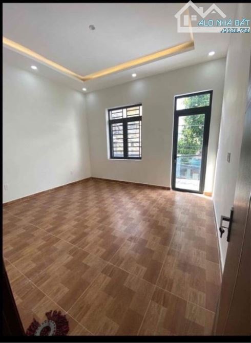 Bán nhà MT Hẻm 8M Phan Huy Ích, Emart, 4.6m x 14m, 3 Tầng, 3PN, Nhà mới đẹp, Giá 7 tỷ 9 - 5