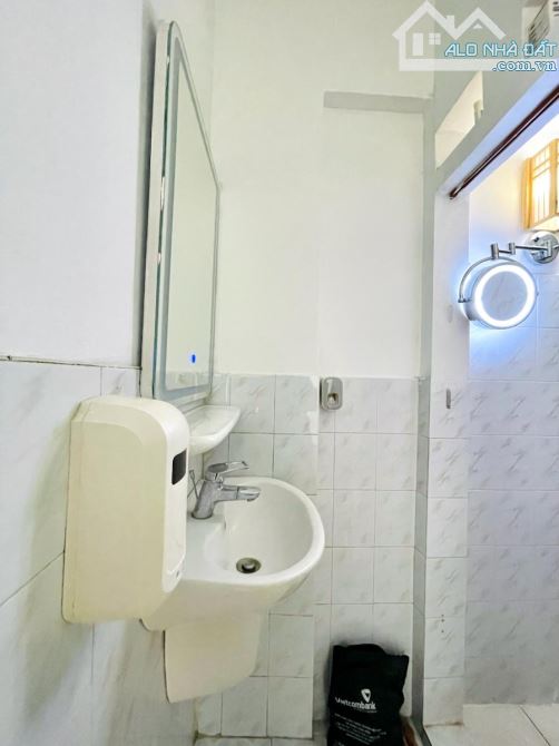 HÀO NAM-32Mx4TẦNG-MT5.5M--NGÕ THÔNG-3THOÁNG-30M Ô TÔ -SỔ VUÔNG PHÂN LÔ-8TỶ - 5