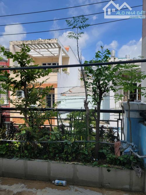 Bán nhà Hà Huy Giáp, Thạnh Lộc, ngay Ngã Tư Ga, 81m2 ngang 4.15m, hẻm 9m có lề, 7.9 tỷ - 5