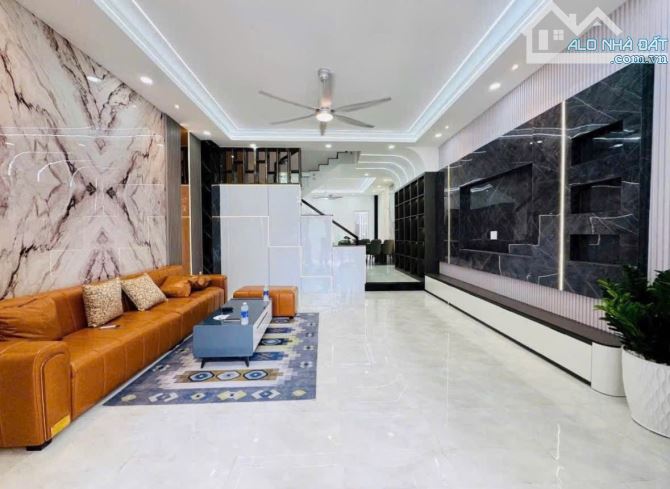 SANG NHƯỢNG NHÀ LÊ NGÔ CÁT, QUẬN 3. GIÁ 5TỶ950 DT 78M2(5,2x15M). NHÀ GẦN CHỢ, TRƯỜNG HỌC - 5