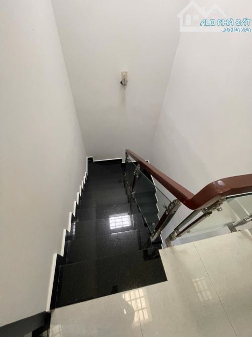 🎉HỮU DUYÊN🎉🏡 NHỈNH 4TỶ- NHÀ 3tầng BTCT - 55M2  - SHR HC - FULL NT - XE HƠI CÁCH 30M - 5