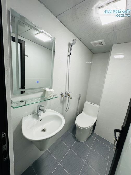 HOT! TẬP THỂ TRUNG TÂM NGUYỄN TRÃI – SỔ 16m² – DÙNG 45m² – FULL ĐỒ MỚI ĐẸP - 5