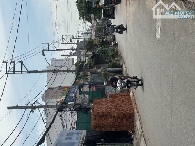 A018 - NHÀ ĐẸP - SÁT LÊ TRỌNG TẤN, HẺM XE HƠI THÔNG, 4X18M, 2 TẦNG, CHỈ 6 TỶ 3 - 5