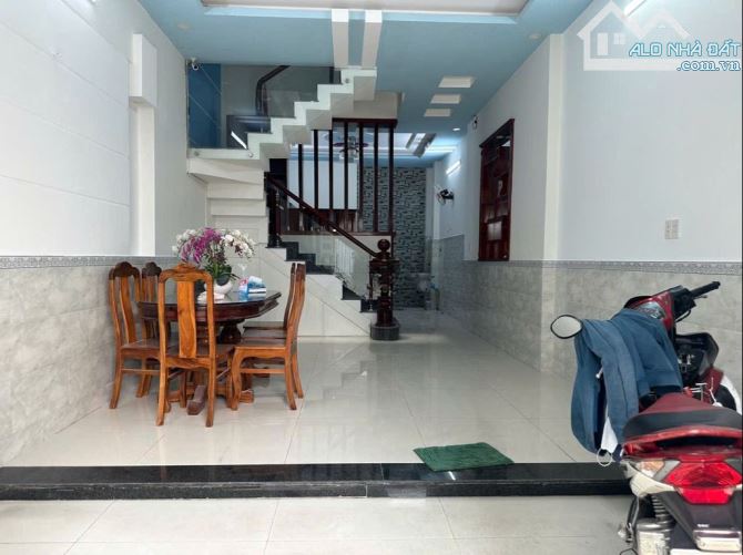 CHO THUÊ NHÀ ĐƯỜNG SỐ 4 GIÁP KDC SÔNG ĐÀ, QLO 13, 1 TRỆT 2 LẦU, 4PN, CÓ NỘI THẤT, 16TR. - 5