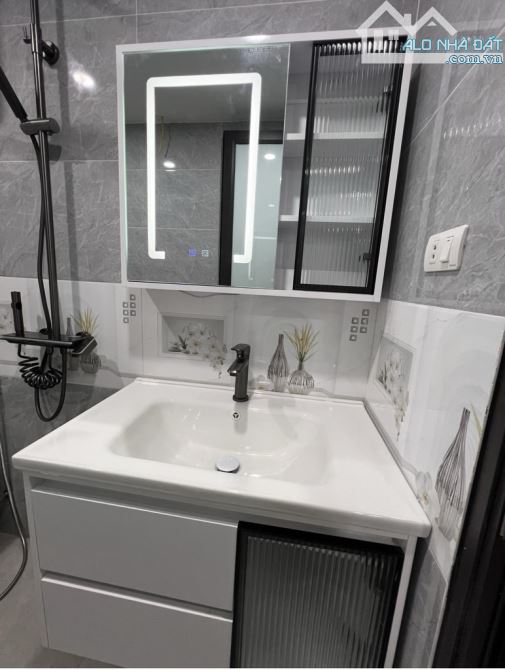 HIẾM Bán nhà Phúc Lợi - 43m2 - 5 tầng - xây mới full nội thất - ngõ ô tô thông nhỉnh 6 tỷ - 5