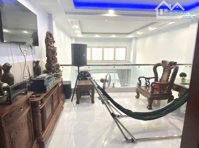 BÁN NHÀ 103M² - 4 TẦNG ĐẸP - HẺM 6M - ĐÔ ĐỐC LONG, TÂN PHÚ - GẦN CHỢ TÂN HƯƠNG - 5