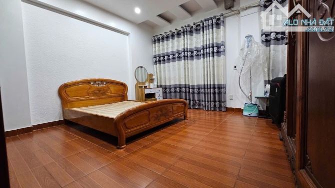 Bán nhà Đà Nẵng , Đông Hải, Hải An . 2,98 tỷ , 4 tầng , 50m. - 5